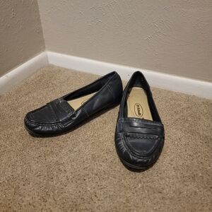 Dr. Scholl's Black Loafers for Women